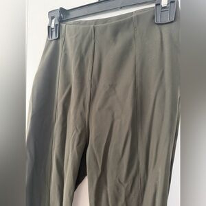 Lululemon Athletica Olive Green Leggings Size 0